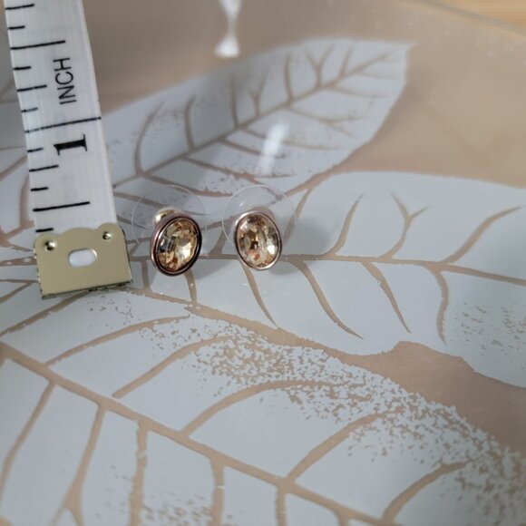 Crystal Stud Earrings Sparkly Elegant Feminine Vintage Wedding Prom - Picture 9 of 9